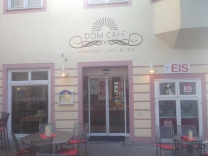 照片: Dom Café